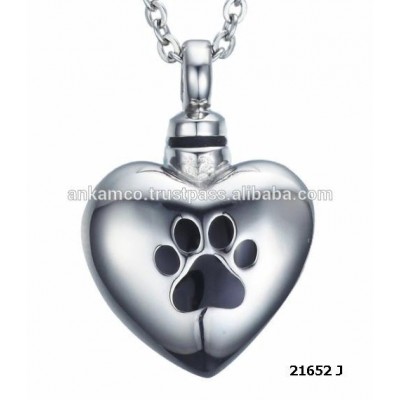 Engraved Paw Print Heart Cremation Jewelry Urns Pendant