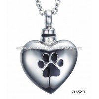 Engraved Paw Print Heart Cremation Jewelry Urns Pendant